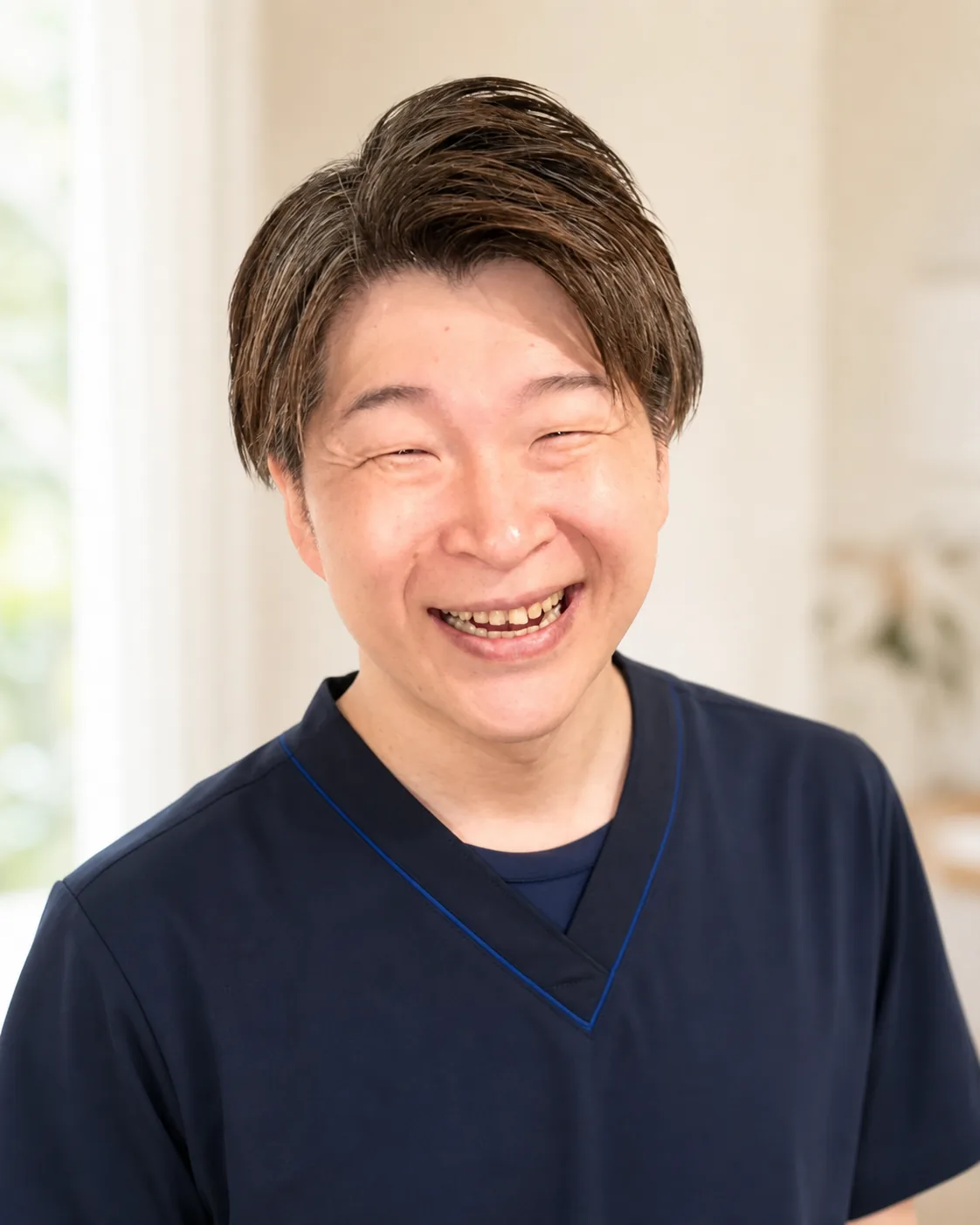 訪問施術を担当する上荒磯泰祐